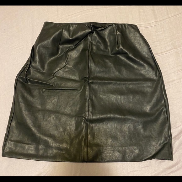 Talula Black Leather Skirt - Picture 1 of 2